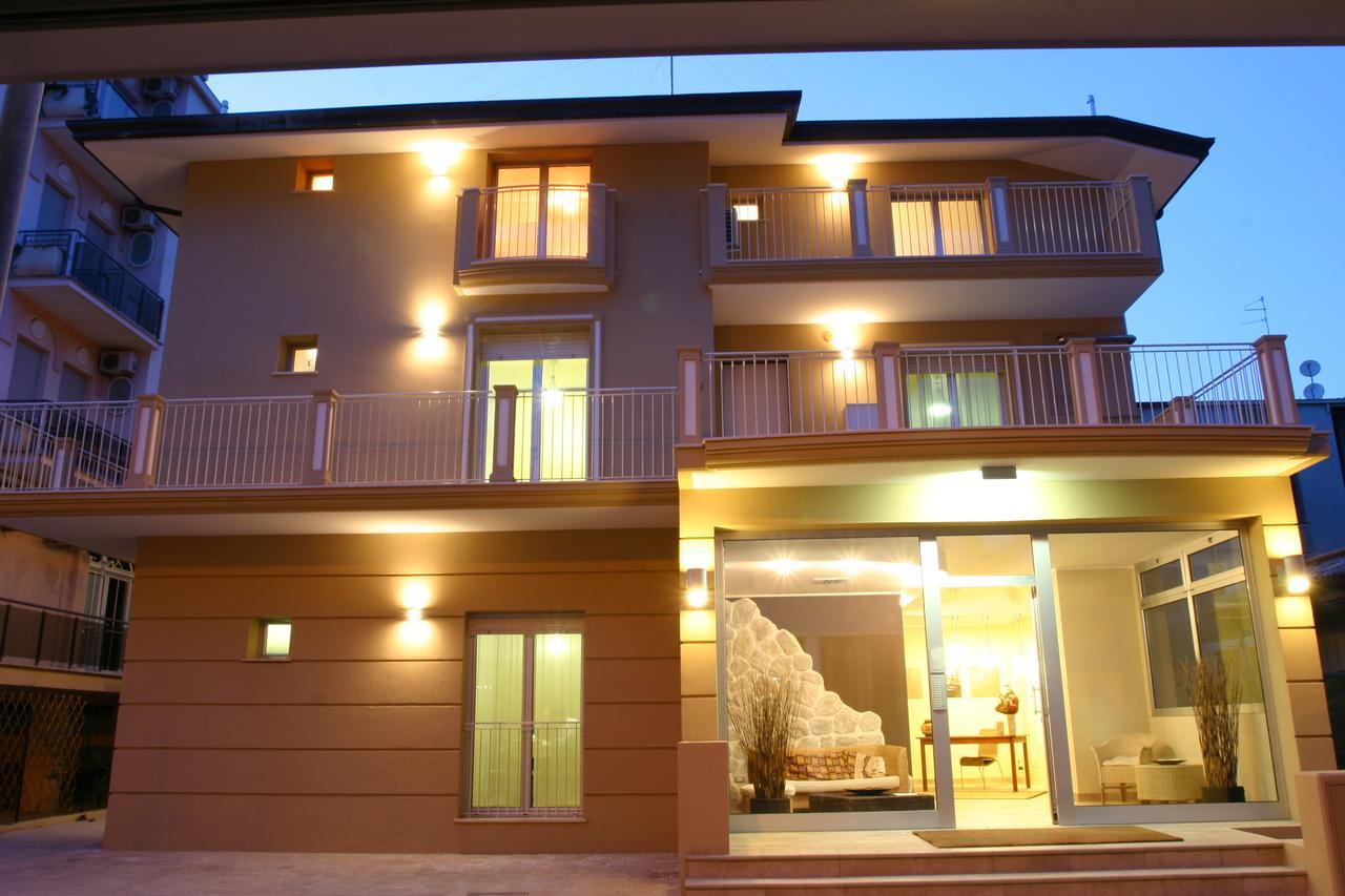 Residence La Dolce Vita Rimini Exteriér fotografie